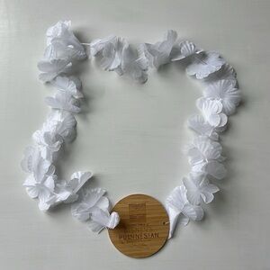 DISNEY’s Polynesian Tower Opening Day Lei Exclusive DVC Gift